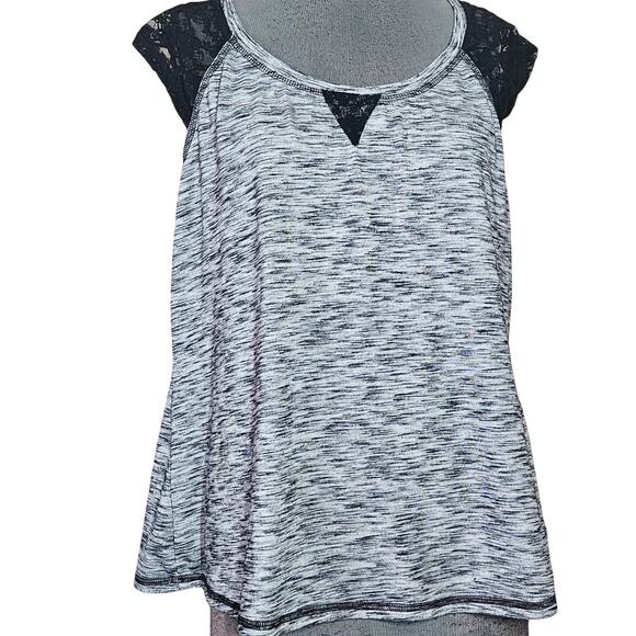Gray Lace Cap Sleeve Tee Size XL - Picture 1 of 4
